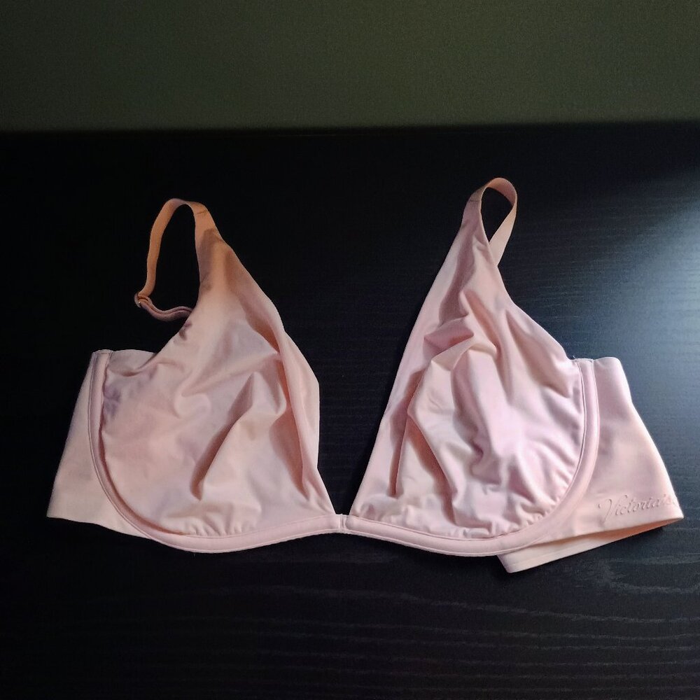 Victoria's secret bra, pink bra, Victoria's Secret, comfortable bra